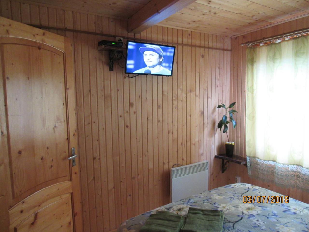 Kotiedzh U Mariny Villa Iaremcea Exterior foto
